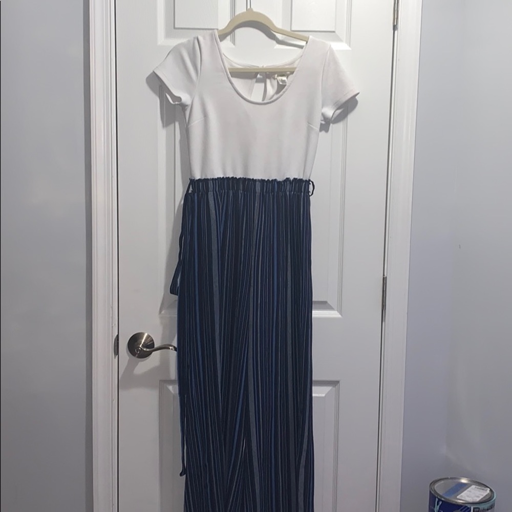 White and Navy Blue Pant Jumpsuit